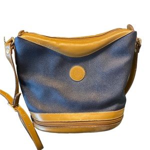 Vintage Leather Toledano Shoulder Bag.